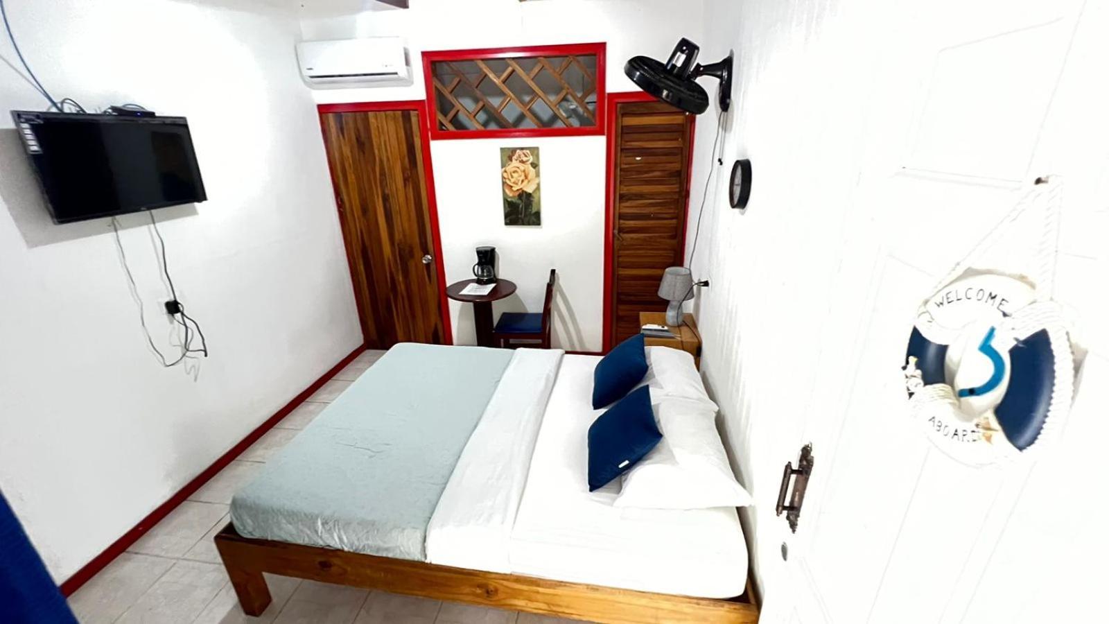 Отель Cabinas Talamanca Sa Puerto Viejo de Talamanca Экстерьер фото